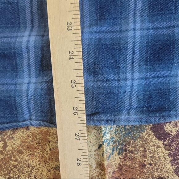 LL Bean Women's Original Flannel Navy Blue Plaid Long Sleeve Medium - Picture 2 of 11